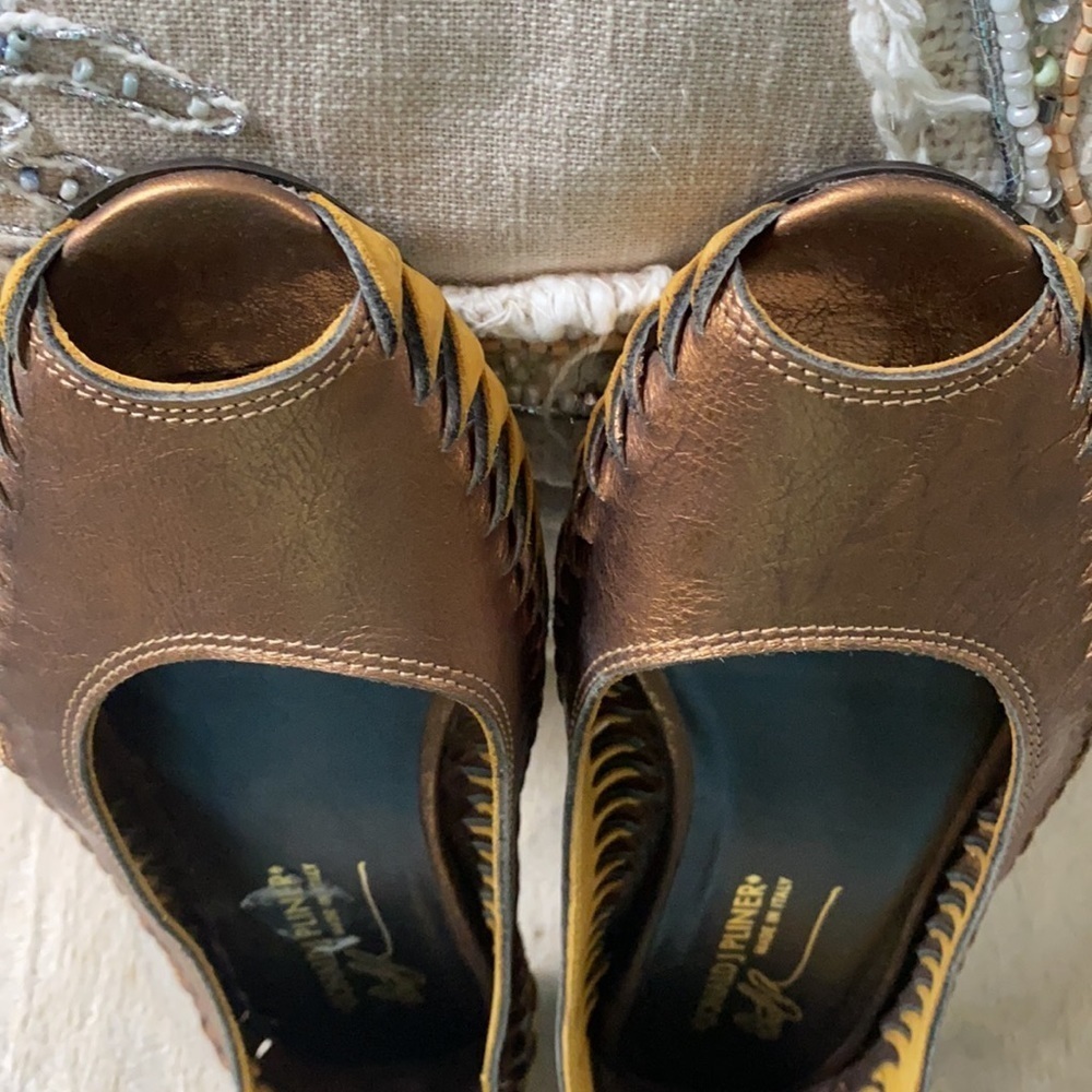 DONALD J. PLINER EDA BRONZE AND MUSTARD HUARACHE MOCCASIN STYLE BALLERINA FLAT‌‌ - Picture 5 of 9